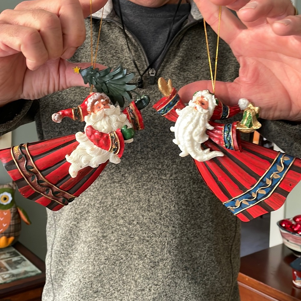 Flying Santa’s Set of Two